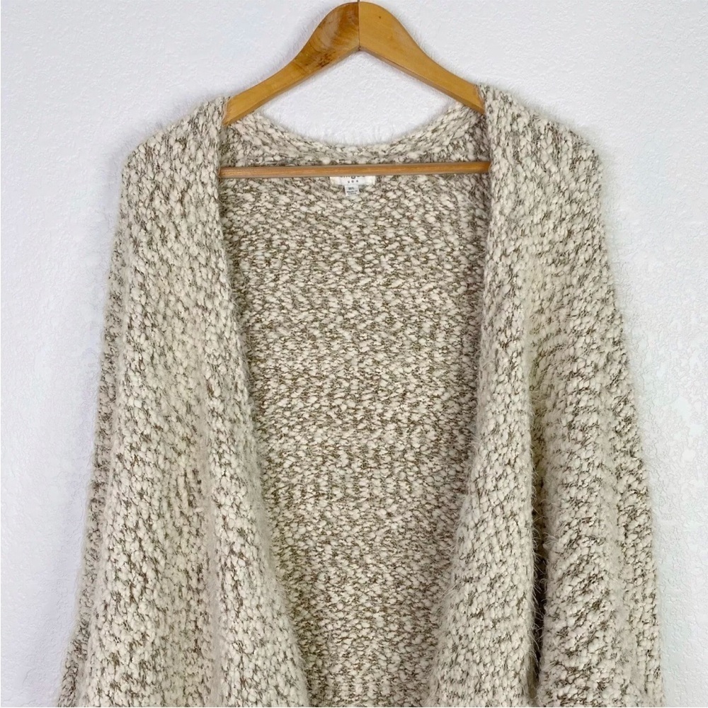 Umgee Womens Size Medium / Large Beige Chunky Knit Cardigan Fringe Sweater - Picture 4 of 7